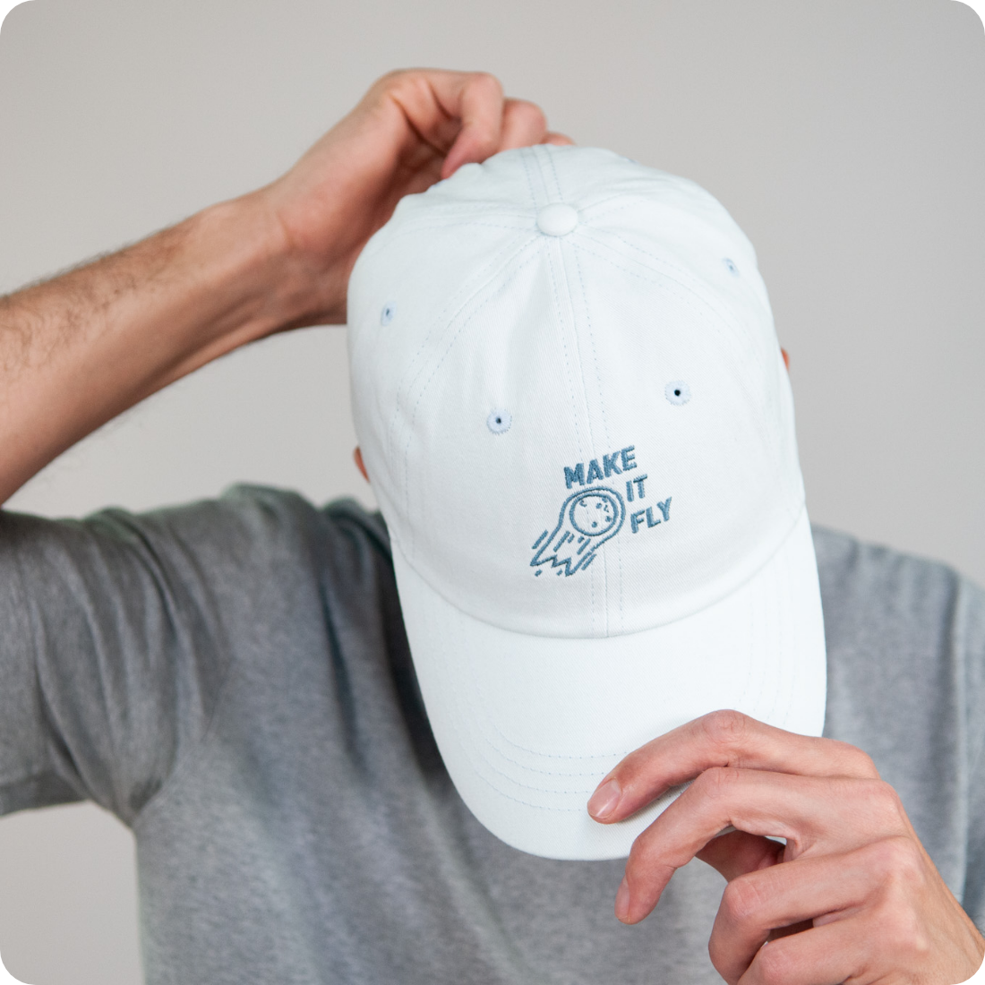 Casquette bleu ciel "Make it fly"